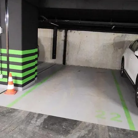 Apartamento A Charming Loft In The Heart Of With Free Parking *