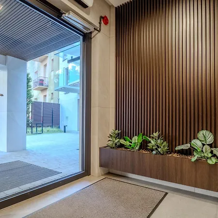 A Charming Loft In The Heart Of With Free Parking