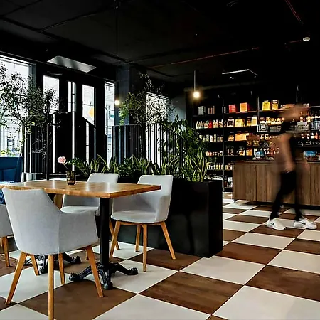 公寓 A Charming Loft In The Heart Of With Free Parking 克拉科夫