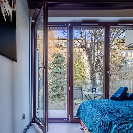 A Charming Loft In The Heart Of With Free Parking 公寓 *
